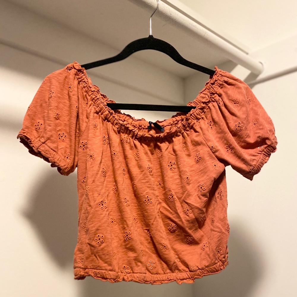 Off the shoulder American Eagle Top